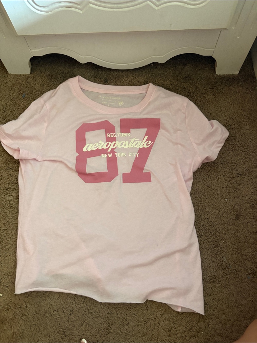 Aeropostale Light Pink Short Sleeve Tee with 87 Graphic